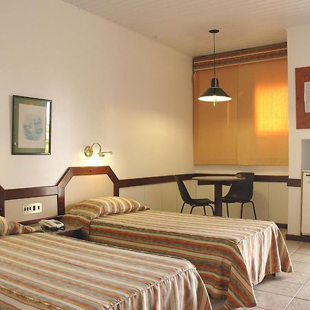 Hotel Pousada Lord Teixeira de Freitas Oda fotoğraf